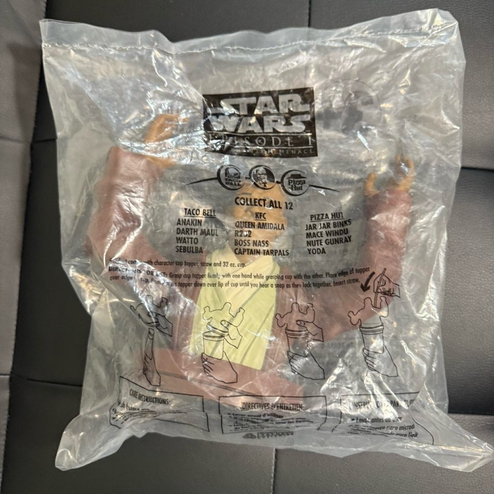 Mace Windu Star Wars Episode 1 KFC Pizza Hut Taco Bell Topper 1999